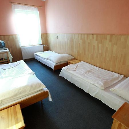 Hotel Slavie Klášterec nad Ohří Extérieur photo