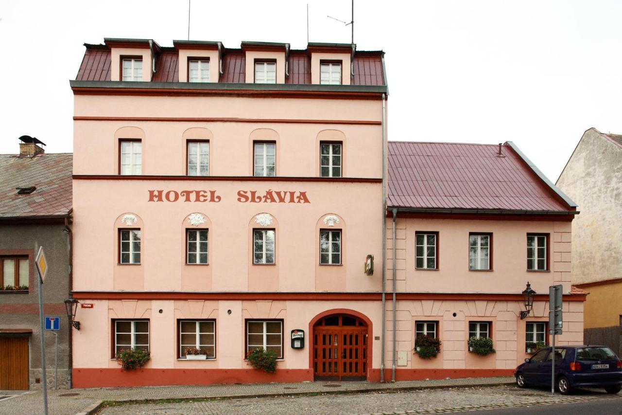 Hotel Slavie Klášterec nad Ohří Extérieur photo